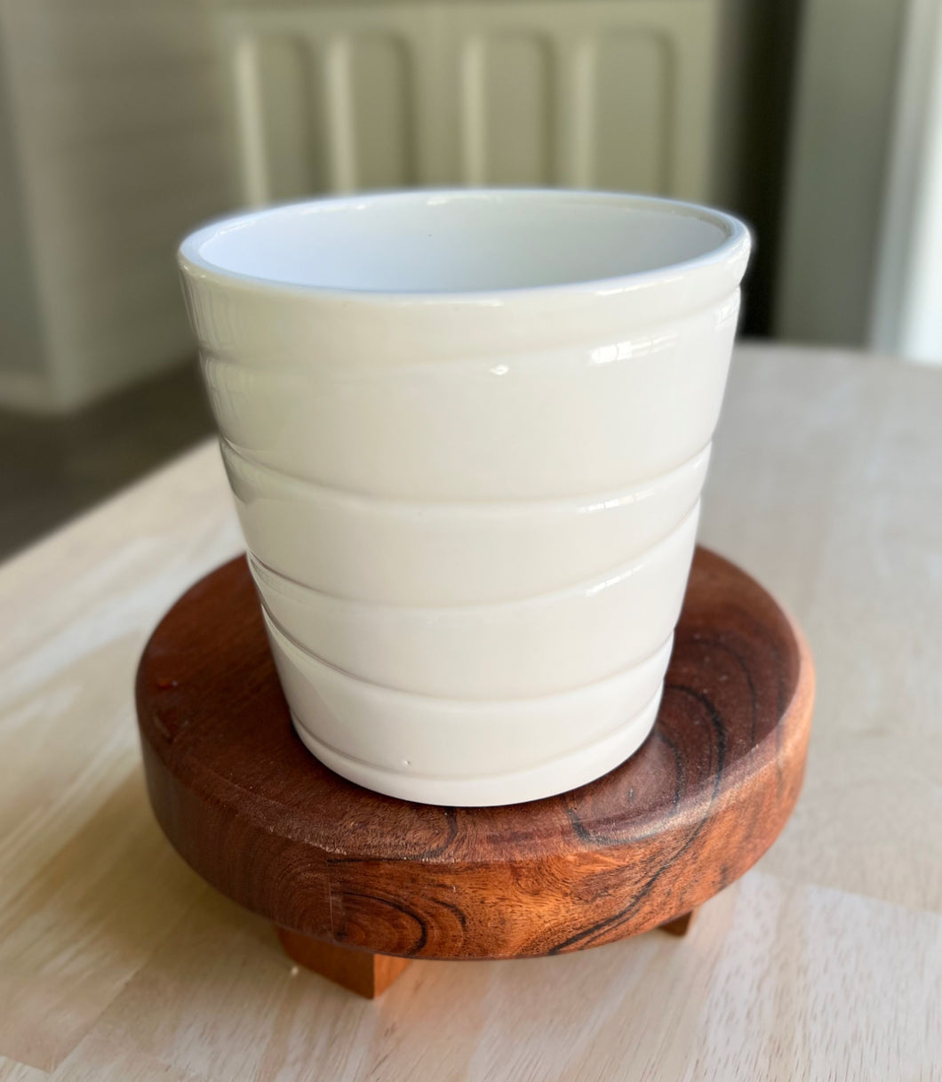 4” White Wave Ceramic Pot